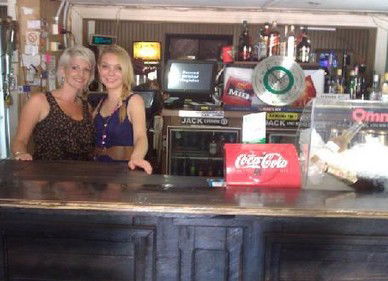 Mataranka Hotel Motel - Accommodation 4U 1