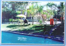 Toddy's Backpackers Resort - Accommodation 4U 0