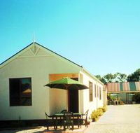 Port Vincent Holiday Cabins and Apartments - Accommodation 4U