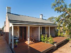 Strathalbyn Villas - Accommodation 4U 0