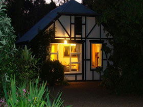 Riddlesdown Cottage - Accommodation 4U 0