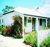 Sarah's Cottage - Accommodation 4U