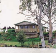 Mundic Grove Cottage - Accommodation 4U