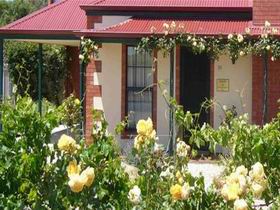 Wine And Roses Bed And Breakfast - Accommodation 4U 0