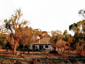 Cadell Lagoon SA Accommodation 4U