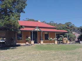 Precious Memories B&B - Accommodation 4U 0