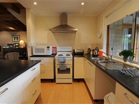 Brownlow SA Accommodation 4U