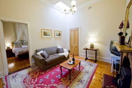 Trafalgar On The Strand - Accommodation 4U 1