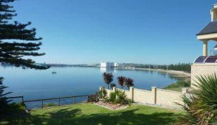 Bay 10 Accommodation - Accommodation 4U 1