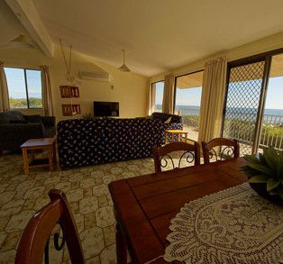 Sea Air-a Siesta 5 - Accommodation 4U 3