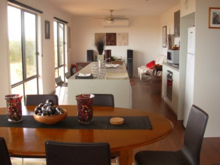 The Bird Hide - Accommodation 4U 3