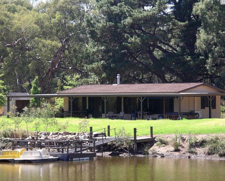Jandas Lake View - Accommodation 4U 1