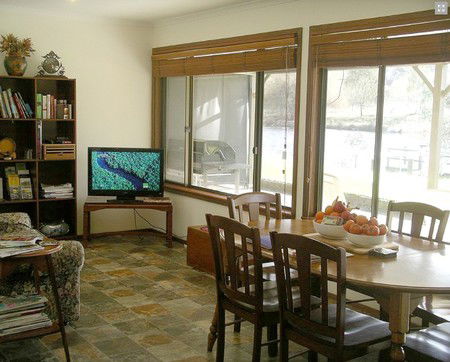 Jandas Lake View - Accommodation 4U 4