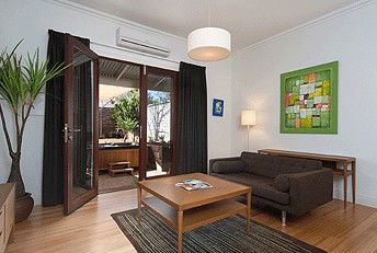 Strathalbyn Villas - Accommodation 4U 2
