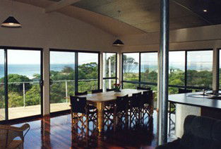 Saar Beach House - Accommodation 4U 1