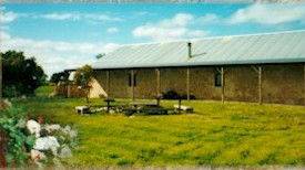 Mt Dutton Bay Woolshed Hostel - Accommodation 4U 2