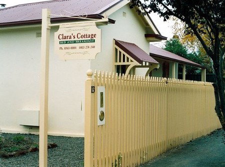 Clara's Cottage - Accommodation 4U 1