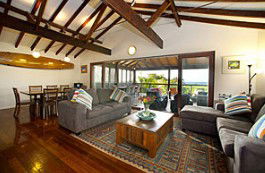 HMAS Hawk - Accommodation 4U 5