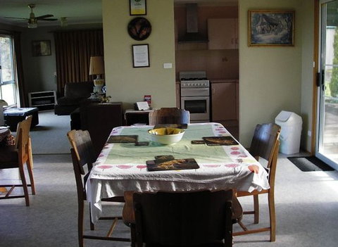 The Folly Holiday Home - Accommodation 4U 4