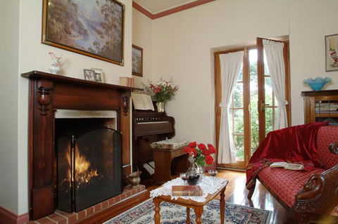 Amanda's Cottage 1899 - Accommodation 4U 5