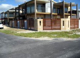 Kingston Shore Villas - Accommodation 4U 3