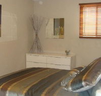 Luxury Vineyard Cottage on Pike River Lyrup - Accommodation 4U