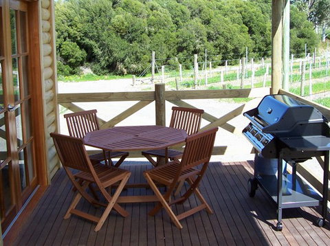 McLaren Ridge 3 - McLaren Ridge Log Cabins - Accommodation 4U 0