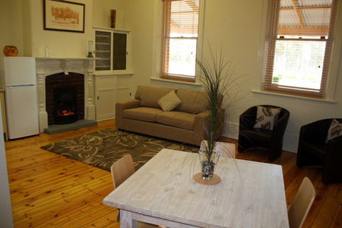 Clydesdale Cottage B&B - Accommodation 4U 1