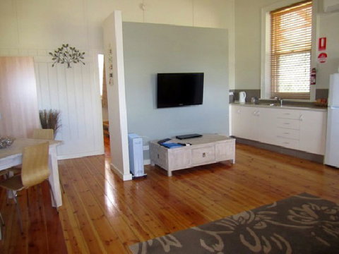 Clydesdale Cottage B&B - Accommodation 4U 5
