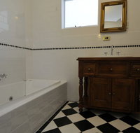 Peppermint Farm Cottage Bed and Breakfast - Accommodation 4U