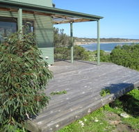 Wallaby Beach House - Accommodation 4U