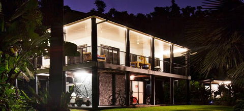 Misty Mountains Tropical Rainforest Romantic Retreat - Accommodation 4U 9