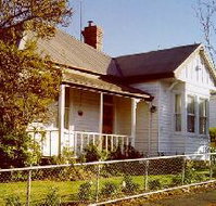 Majestic View Emily Cottage - Accommodation 4U