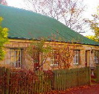 Colonial Cottages of Ross - Captain Samuels Cottage - Accommodation 4U