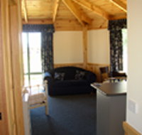 Seven Mile Cottages - Accommodation 4U