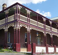 Cygnet Hotel  Guest House - Accommodation 4U