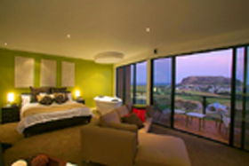 Mrs - Accommodation 4U 0