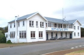 Spring Bay Hotel - Accommodation 4U 0