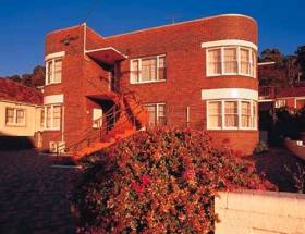 Burnie HQ Apartments - Accommodation 4U 0