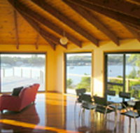 Strahan House - Accommodation 4U