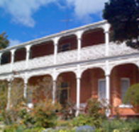 Glen Osborne House - Accommodation 4U