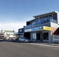 Penguin Waterfront Escape - Accommodation 4U