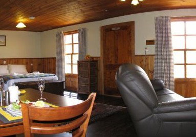 Tin Dragon Trail Cottages - Accommodation 4U 1