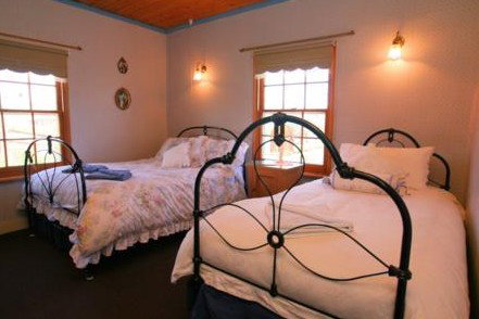 Wilmot Arms Inn - Accommodation 4U 3