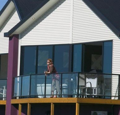Mrs - Accommodation 4U 1