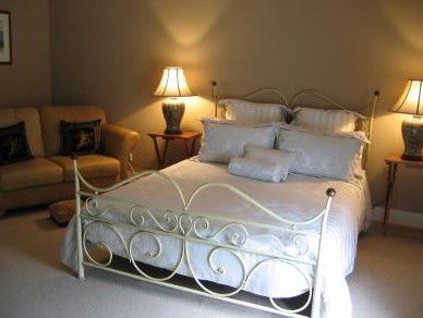 Ivy On Glenelg - Accommodation 4U 3