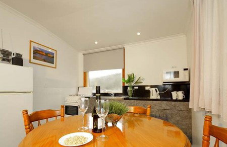 Wellers Inn - Accommodation 4U 2