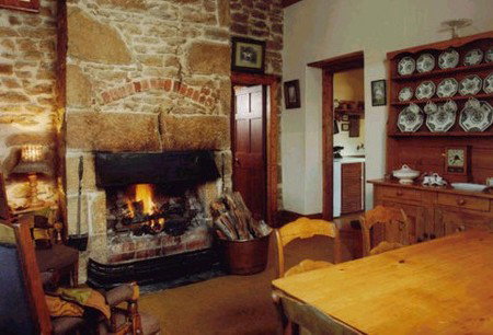 Waverley Cottage - Accommodation 4U 2