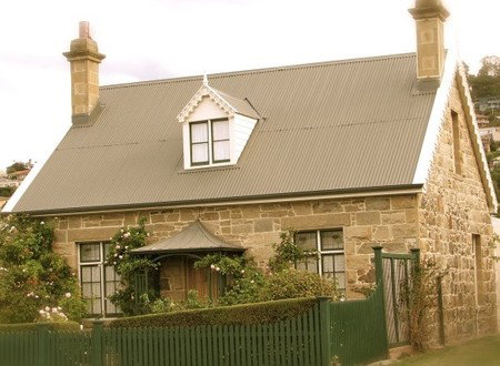 Crescentfield Cottage - Accommodation 4U 1