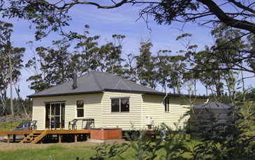 Twin Lakes Trout Fishery - Accommodation 4U 1